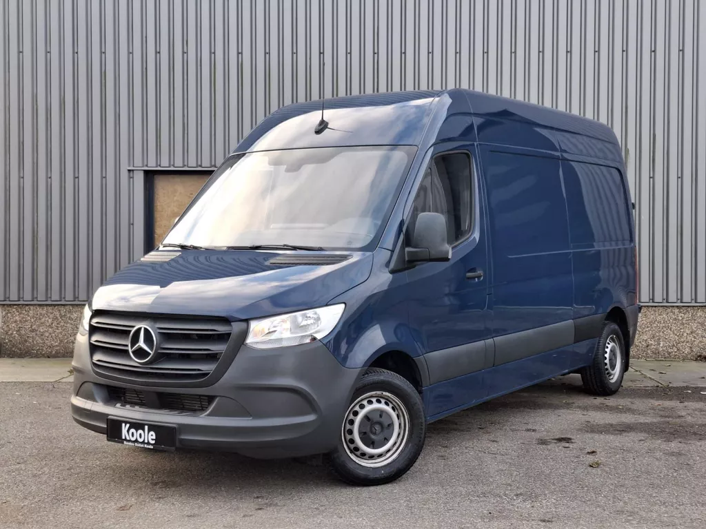 Mercedes-Benz Sprinter Mercedes Sprinter 311 CDI L2H2 / AIRCO / CAMERA / 3 ZITS / DEALER ONDERHOUDEN