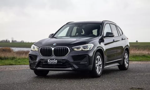 BMW X1 xDrive25e Executive CAMERA / CARPLAY / AUTOMAAT / LEDER / LED / CRUISE CONTROLE / STOELVERWARMING