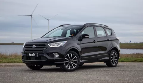 Ford Kuga 1.5 EcoBoost ST Line CAMERA / CARPLAY / TREKHAAK / 2000 KG / STOEVERWRMING / 150 PK