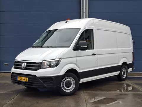 Volkswagen Crafter 35 2.0 TDI L3H3 Highline AUTOMAAT / STANDKACHEL / TREKHAAK / CARPLAY / NAVI