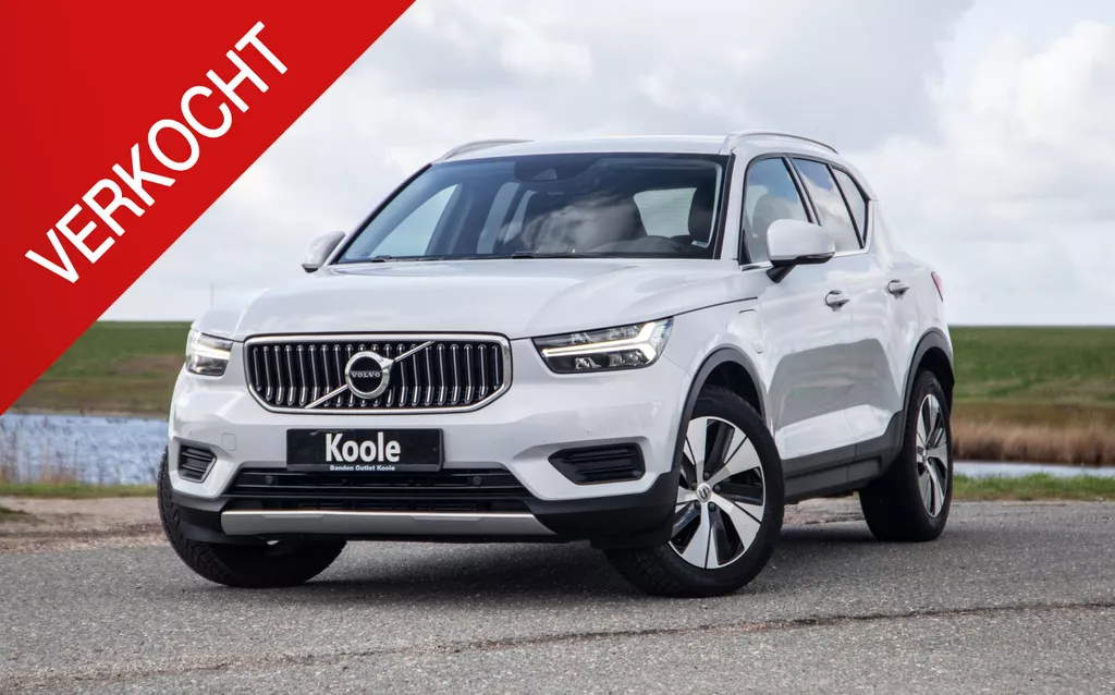 Volvo XC40 1.5 T4 Recharge Inscription AUTOMAAT / PLUG IN HYBRID / NAVI / STOELVERWARMING / CAMERA
