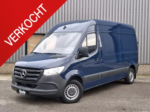 Mercedes-Benz Sprinter 311 2.2 CDI L2H2 / AIRCO / CAMERA / 3 ZITS / DEALER ONDERHOUDEN / NAVI