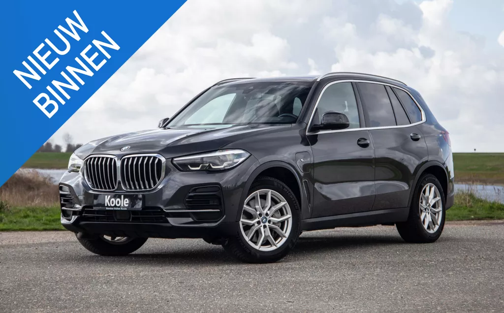 BMW X5 xDrive45e High Executive CARPLAY / CAMERA / DEALER ONDERHOUDEN / BRUIN LEER / STOELVERWARMING