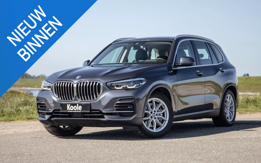 BMW X5 xDrive45e Executive CARPLAY / CAMERA / DEALER ONDERHOUDEN / ZWART LEER / STOELVERWARMING