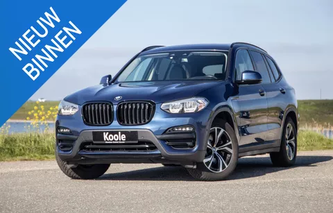 BMW X3 xDrive30e Executive BLACK LINE / PANORAMA DAK / CARPLAY / LEER / STOELVERWARMING / CAMERA