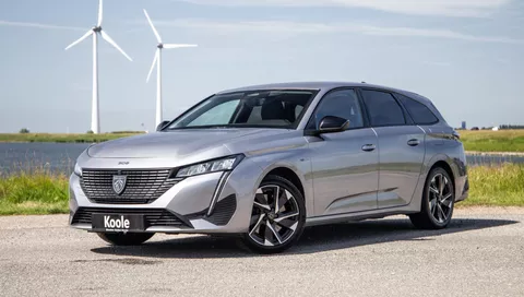 Peugeot 308 SW 1.6 HYbrid 180 GT Pack Business AIRCO / CRUISE CONTROLE / CARPLAY / PLUG IN HYBRID / STOELVERWARMING