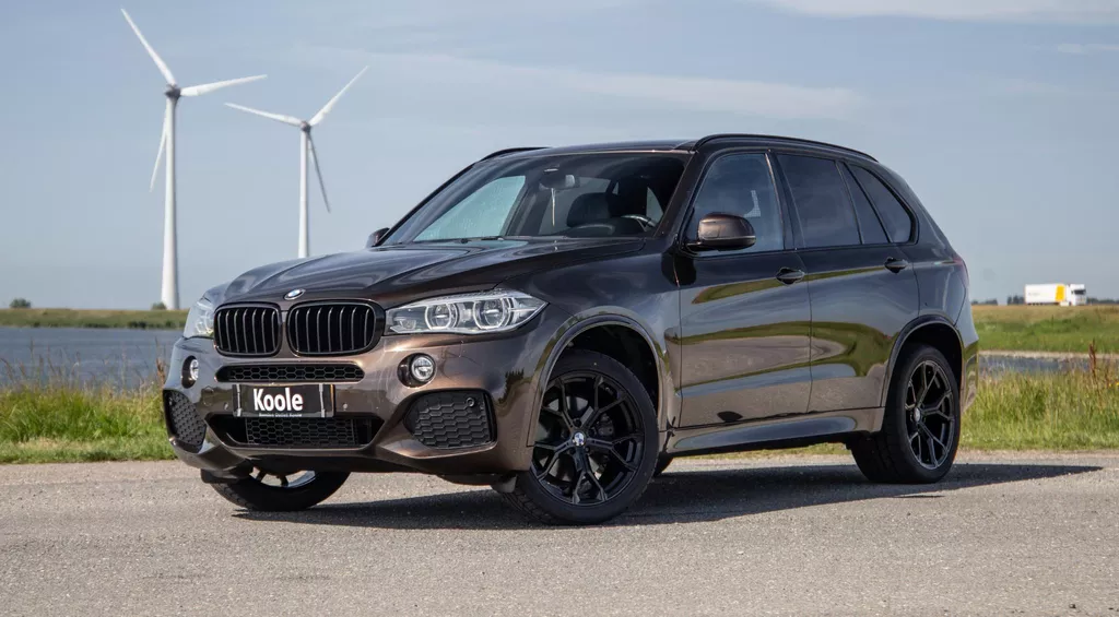 BMW X5 xDrive35i High Executive M PAKKET / SOFT CLOSE / STOELVERWARMING / BRUIN LEER / PRACHTIG !!
