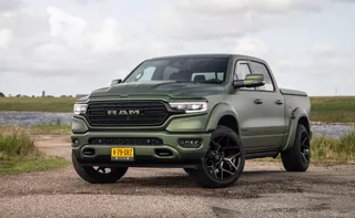 Dodge Ram 1500 5.7 V8 4x4 Crew Cab Limited BPM VRIJ / ALL IN PRIJS / PANO / KLEP / WIDE BODY / GARANTIE