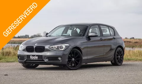 BMW 1-serie 116i Business+ AUTOMAAT / CRUISE CONTROLE / BLACK LINE / AIRCO / CARPLAY / URBAN
