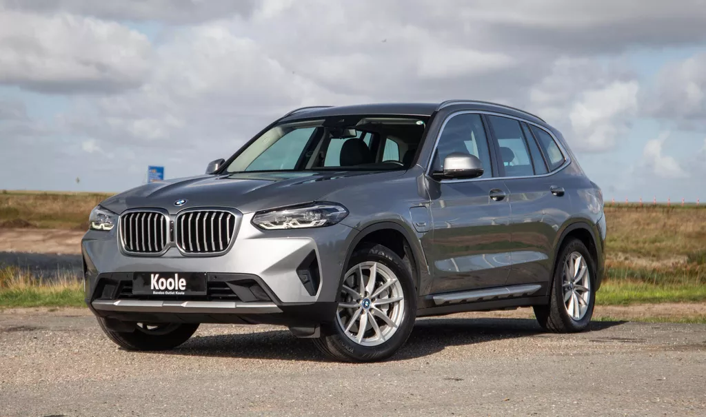 BMW X3 xDrive30e High Executive CARPLAY / 360 CAMERA / STOELVERWARMING / PERFECT ONDERHOUDEN