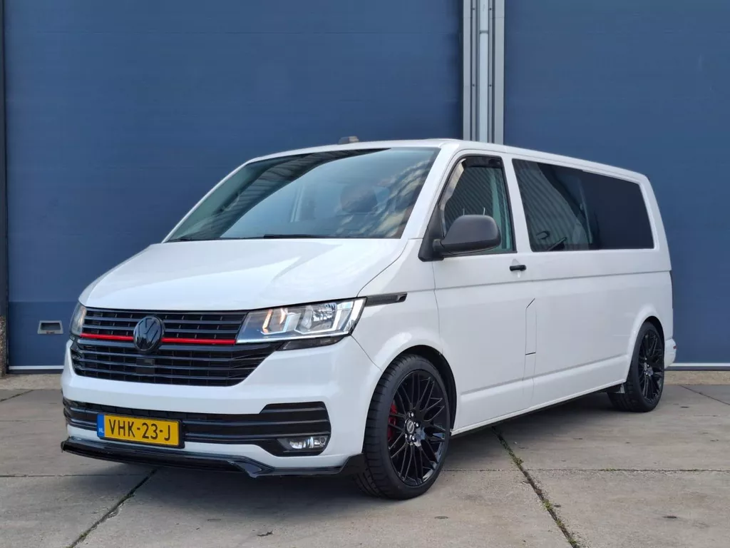 Volkswagen Transporter 2.0 TDI L2H1 30 DC VERLAAGD / SPOILERS IN KLEUR / AIRCO / CRUISE /  DUBBEL CABINE