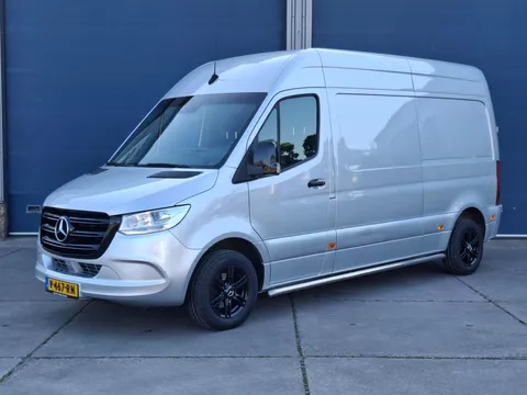 Mercedes-Benz Sprinter 311 2.2 CDI L2H2 AUTOMAAT / CAMERA / NAVI / CRUISE CONTROLE / 3 ZITS