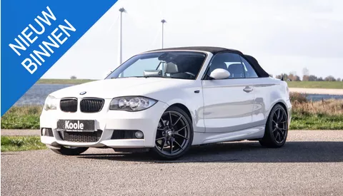 BMW 1-serie Cabrio 118i Executive M PAKKET / NAVI / NIEUW DAK / CRUISE CONTROLE